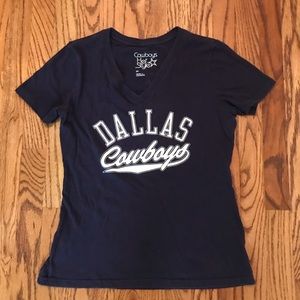 SS Dallas Cowboy shirt sz medium